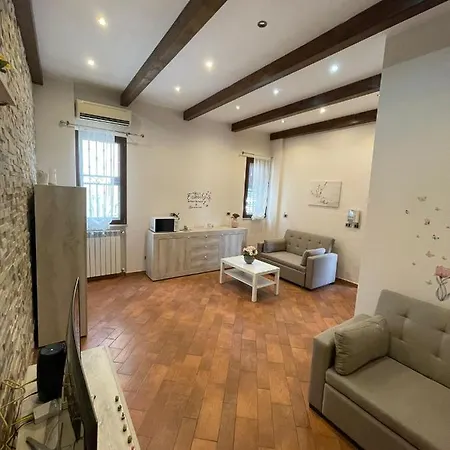 34 Arena House Holiday home Palermo